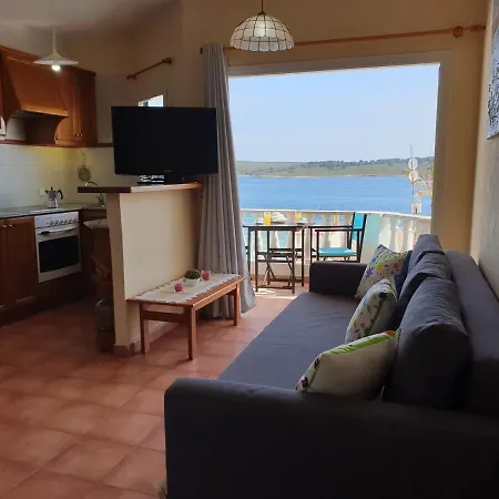 아파트 F76. Vistas Al Mar En Fornells!